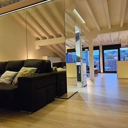 C13a01 La Calleja Apartment